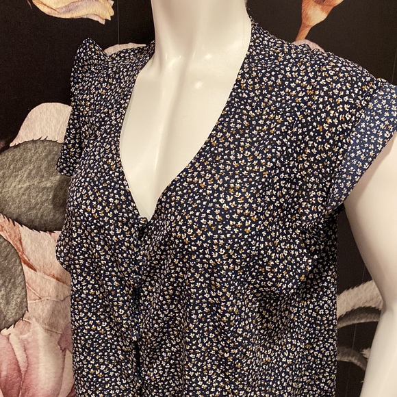 Denver Hayes Womens Shirt - Picture 2 of 5